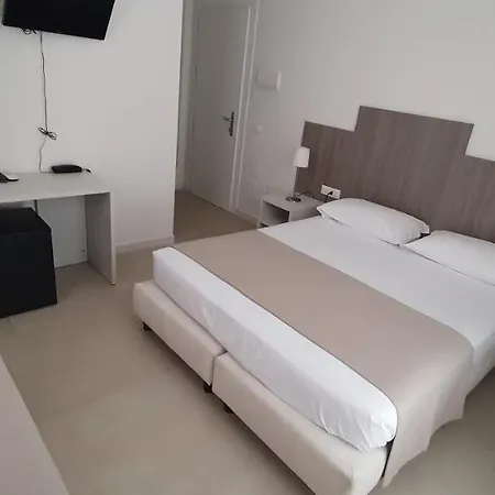 L'ogliera Hotel 3*